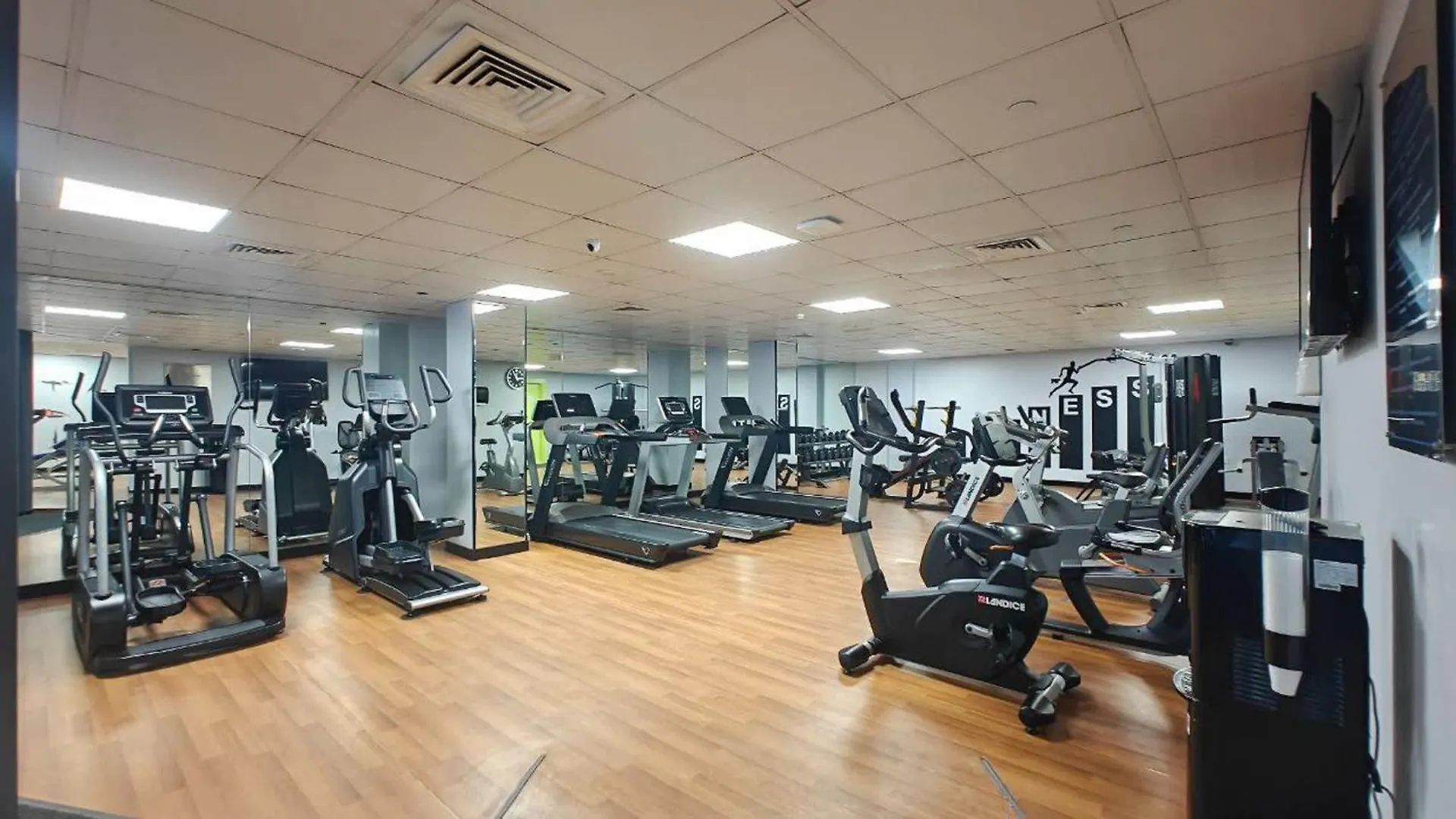 Delightful 2-Bedrooms Apartment With Homey Charm In Dubai Marina United Arab Emirates