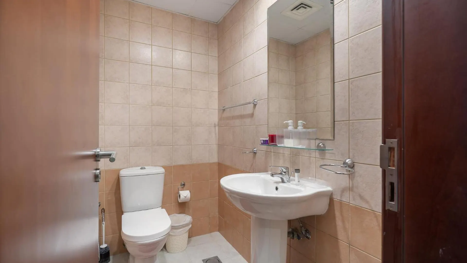 Delightful 2-Bedrooms Apartment With Homey Charm In Dubai Marina 0*,  United Arab Emirates