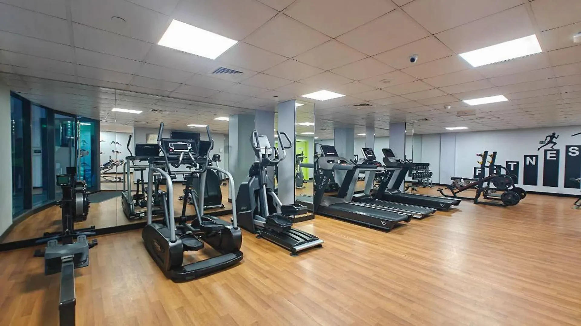 Delightful 2-Bedrooms Apartment With Homey Charm In Dubai Marina