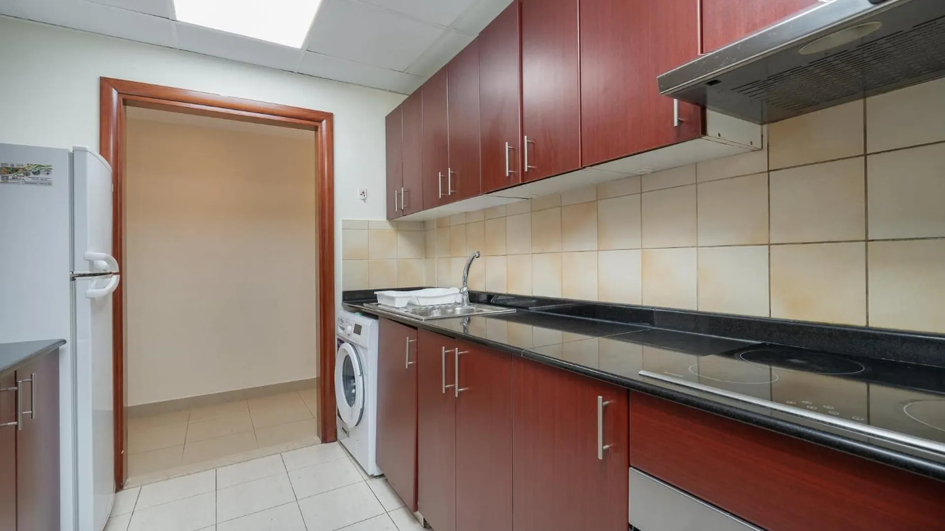 Delightful 2-Bedrooms Apartment With Homey Charm In Dubai Marina United Arab Emirates
